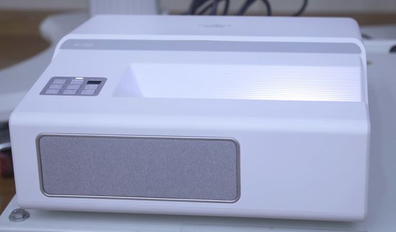 Harga yang bagus UST Laser WUXGA Kelas Mengajar Proyektor Lemparan Pendek 4K 4200lm on line